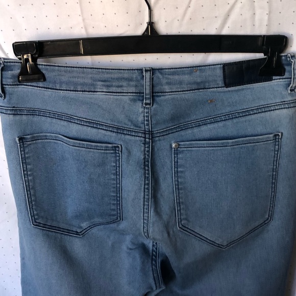 High Waisted Skinny Jeans - Picture 7 of 7